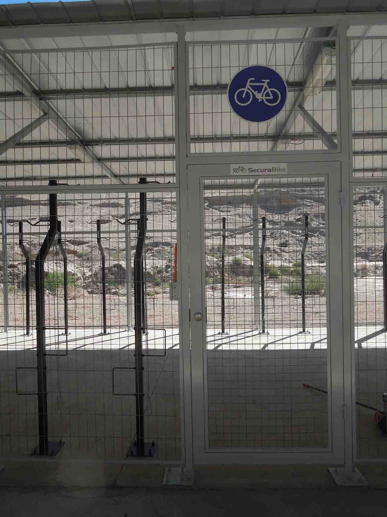 bike cage storage